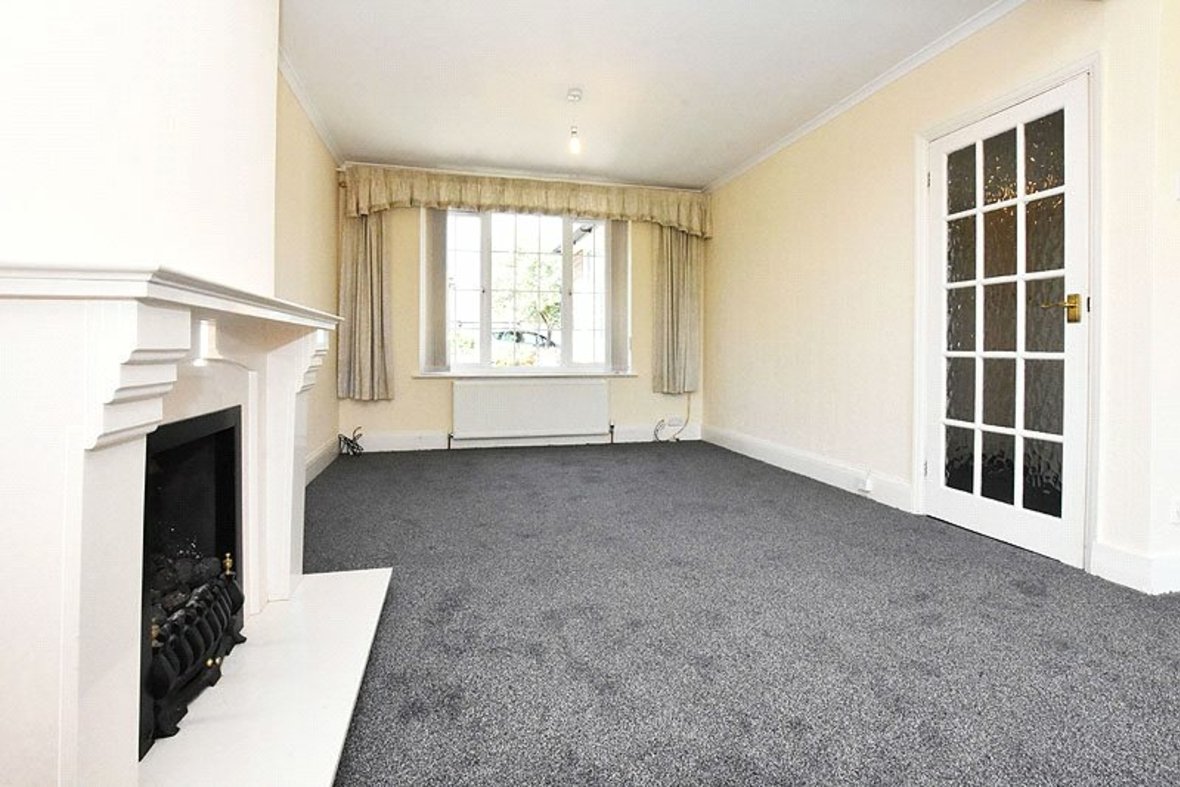 2 Bedroom  Sold Subject to Contract in Stanley Avenue, St. Albans, Hertfordshire - View 4 - Collinson Hall