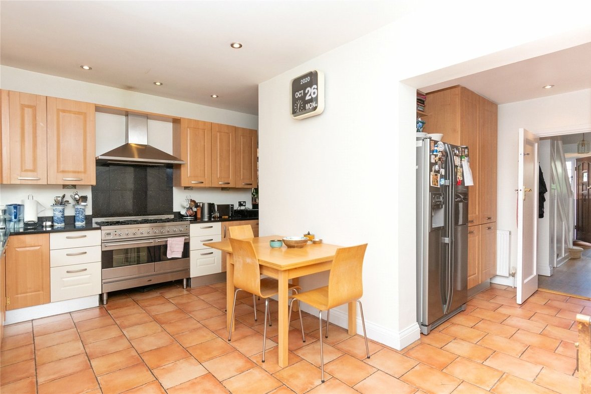 4 Bedroom House For SaleHouse For Sale in Beaumont Avenue, St. Albans - View 18 - Collinson Hall