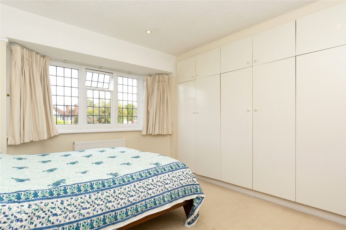 4 Bedroom House For SaleHouse For Sale in Beaumont Avenue, St. Albans - View 10 - Collinson Hall