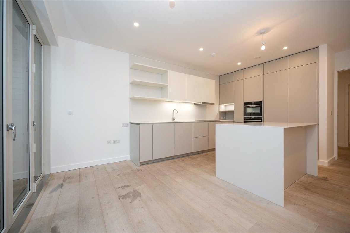 4 Bedroom House Sold Subject to Contract in Gabriel Square, St. Albans, Hertfordshire - View 11 - Collinson Hall