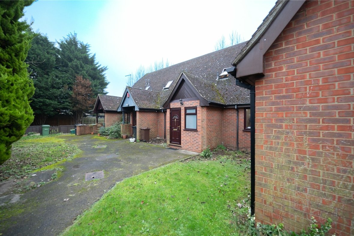 2 Bedroom House Sold Subject to Contract in Watford Road, St. Albans, Hertfordshire - View 13 - Collinson Hall