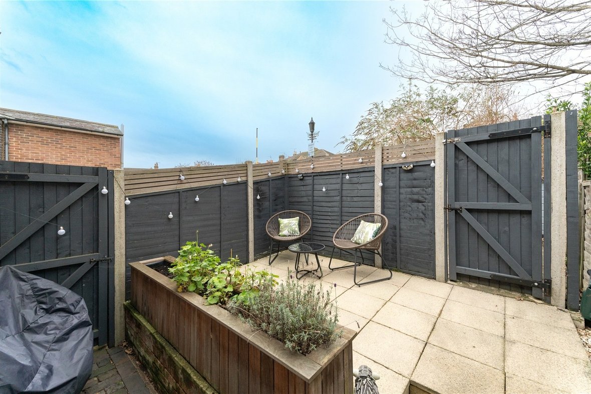 2 Bedroom House Sold Subject to Contract in Inkerman Road, St. Albans - View 13 - Collinson Hall