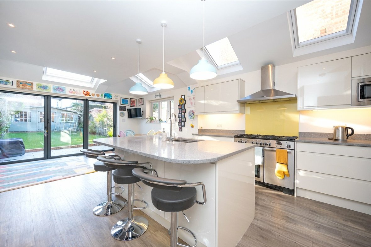 5 Bedroom House Sold Subject to Contract in Brampton Road, St. Albans, Hertfordshire - View 2 - Collinson Hall