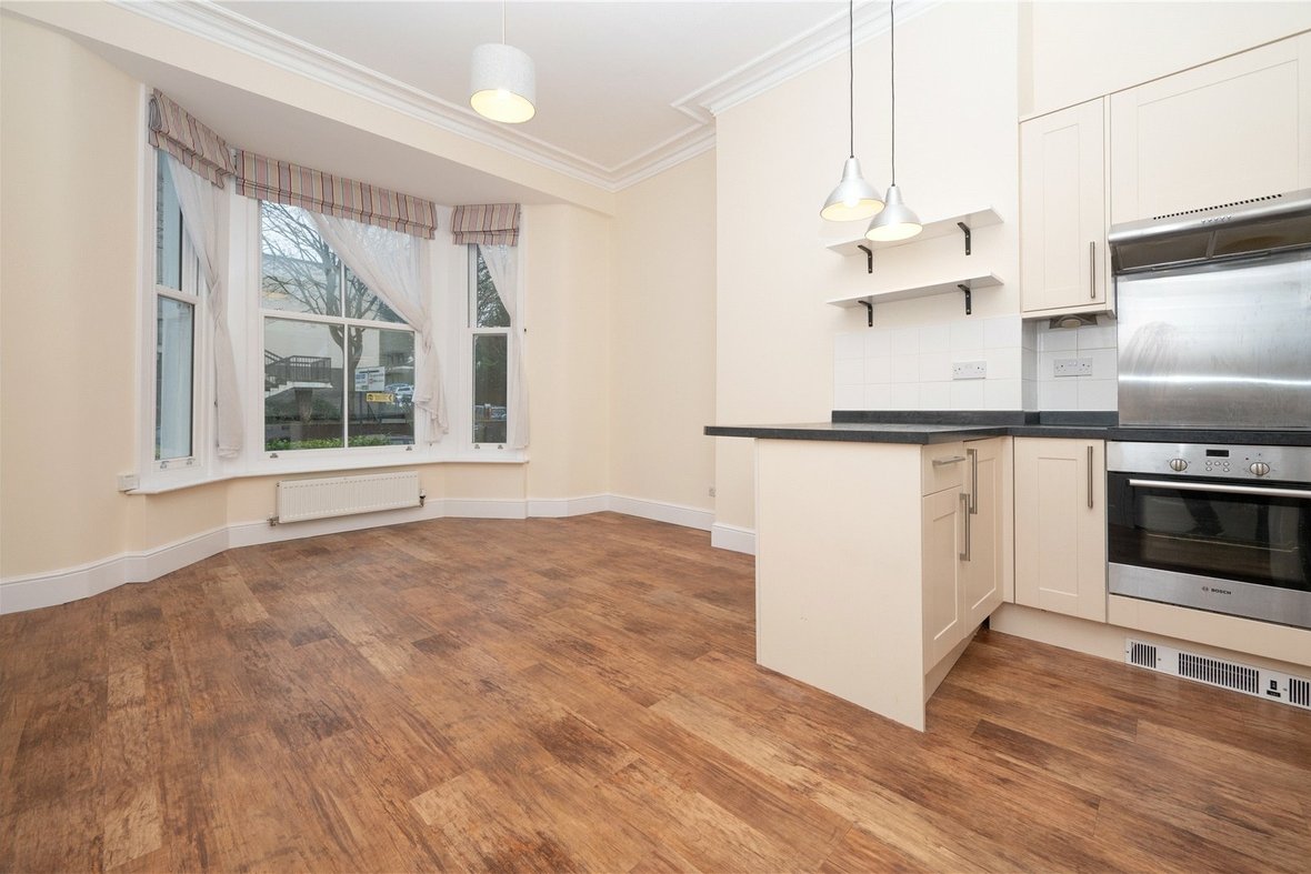 1 Bedroom Apartment LetApartment Let in Alma Road, St. Albans, Hertfordshire - View 2 - Collinson Hall