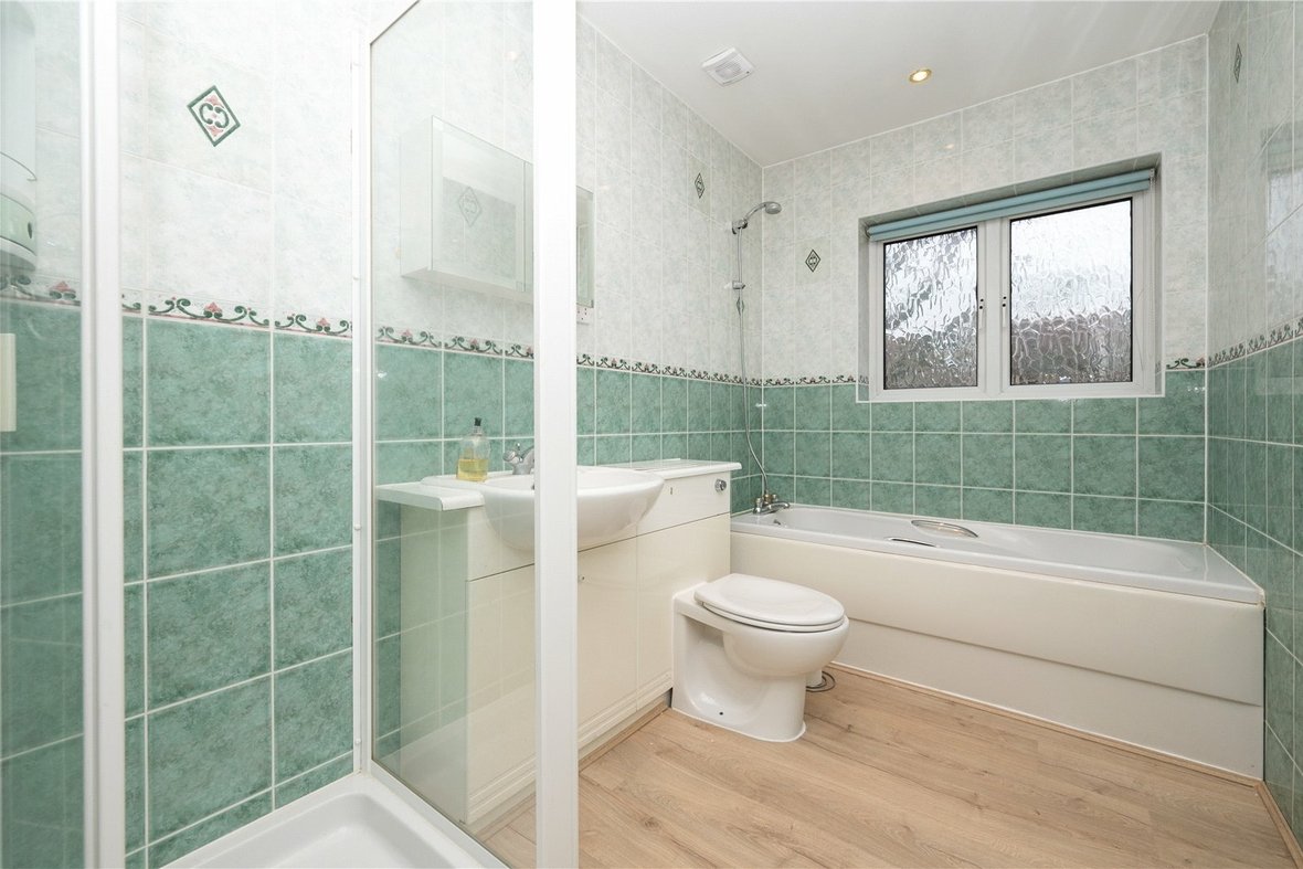 3 Bedroom Bungalow For Sale in Heracles Close, Park Street, St. Albans - View 13 - Collinson Hall
