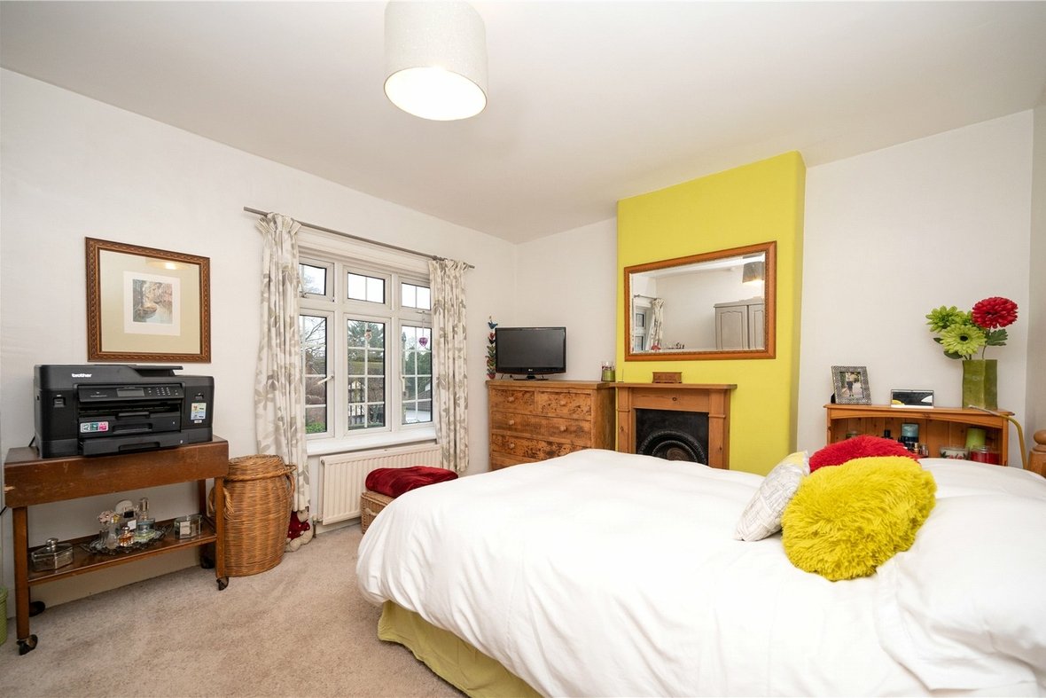 3 Bedroom House New Instruction in Ramsbury Road, St. Albans, Hertfordshire - View 8 - Collinson Hall