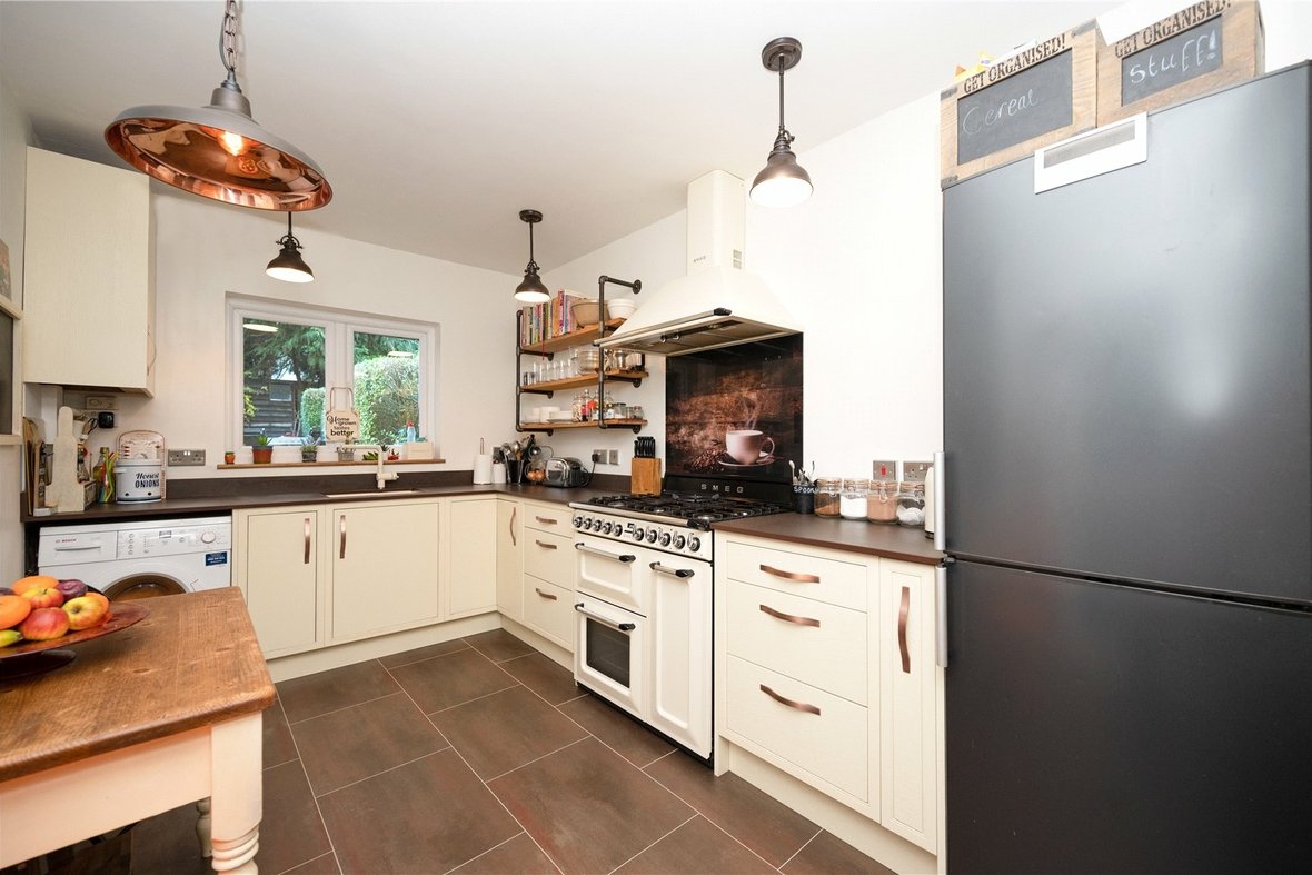 3 Bedroom House New Instruction in Ramsbury Road, St. Albans, Hertfordshire - View 3 - Collinson Hall