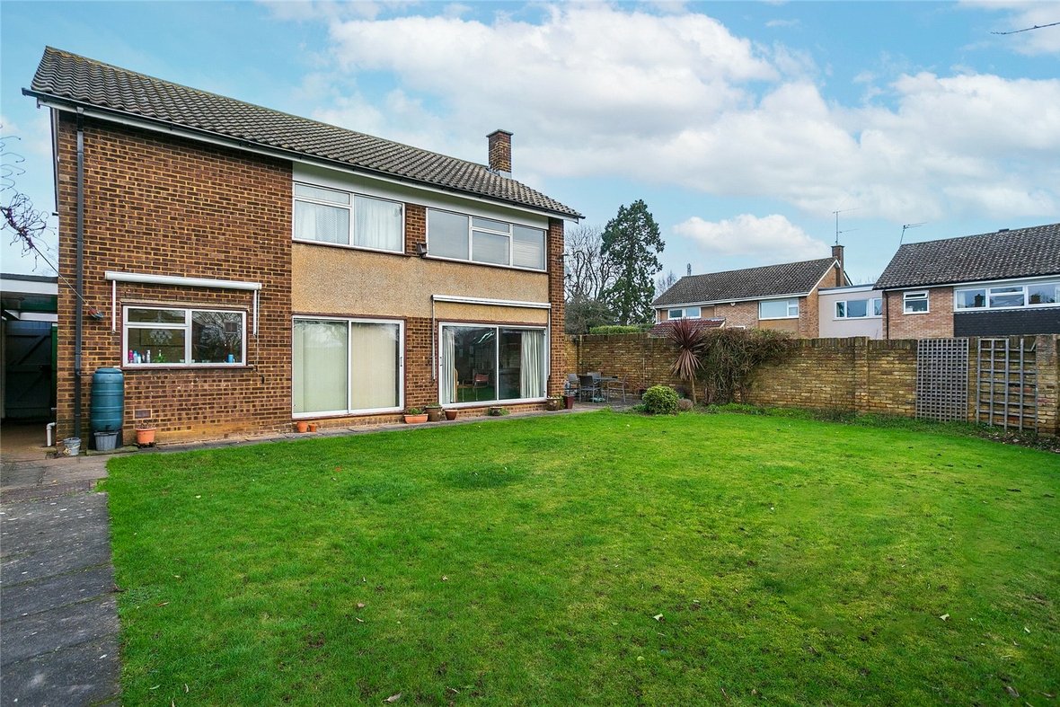 4 Bedroom House Sold Subject to Contract in Cunningham Hill Road, St. Albans - View 27 - Collinson Hall