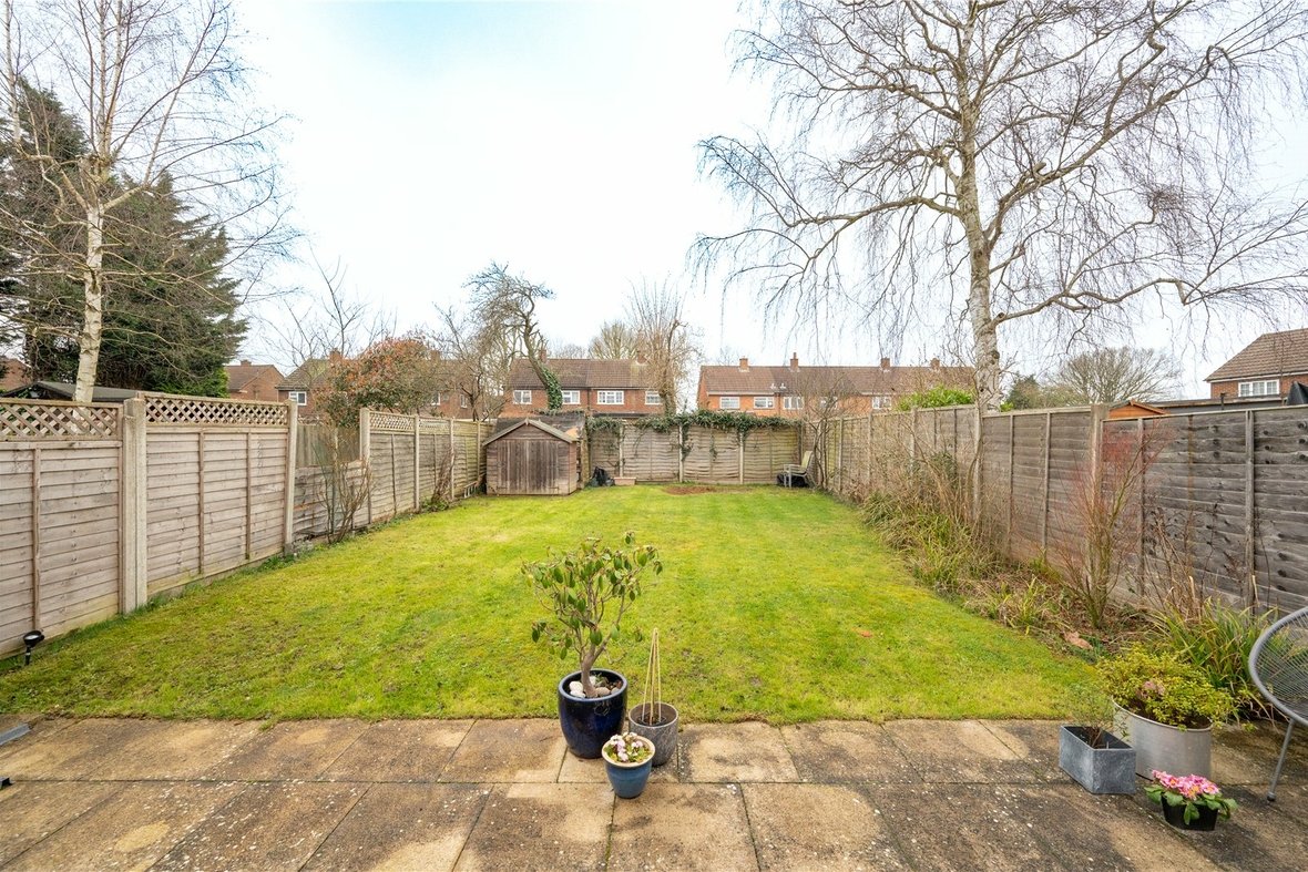 3 Bedroom House Sold Subject to Contract in Howard Close, St. Albans, Hertfordshire - View 13 - Collinson Hall