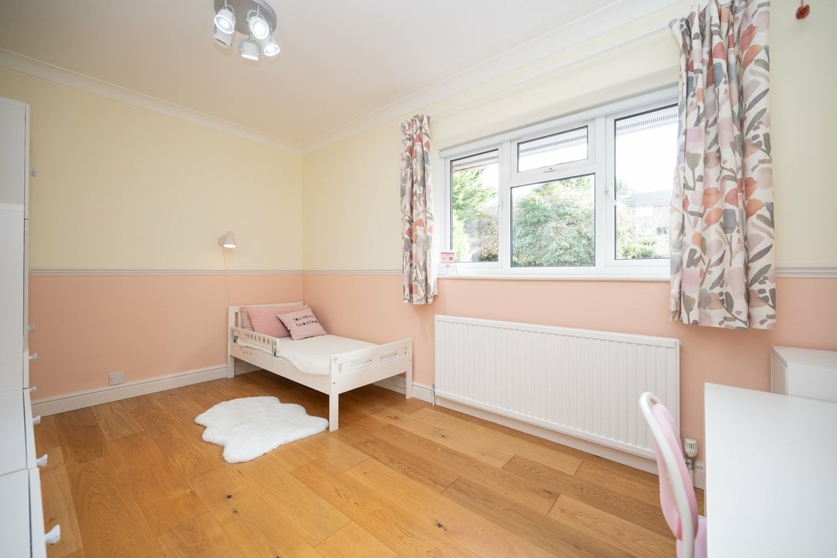 3 Bedroom House Exchanged in Ladies Grove, St. Albans, Hertfordshire - View 7 - Collinson Hall
