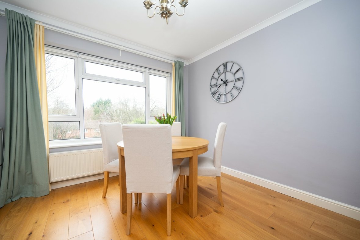 3 Bedroom House Exchanged in Ladies Grove, St. Albans, Hertfordshire - View 18 - Collinson Hall