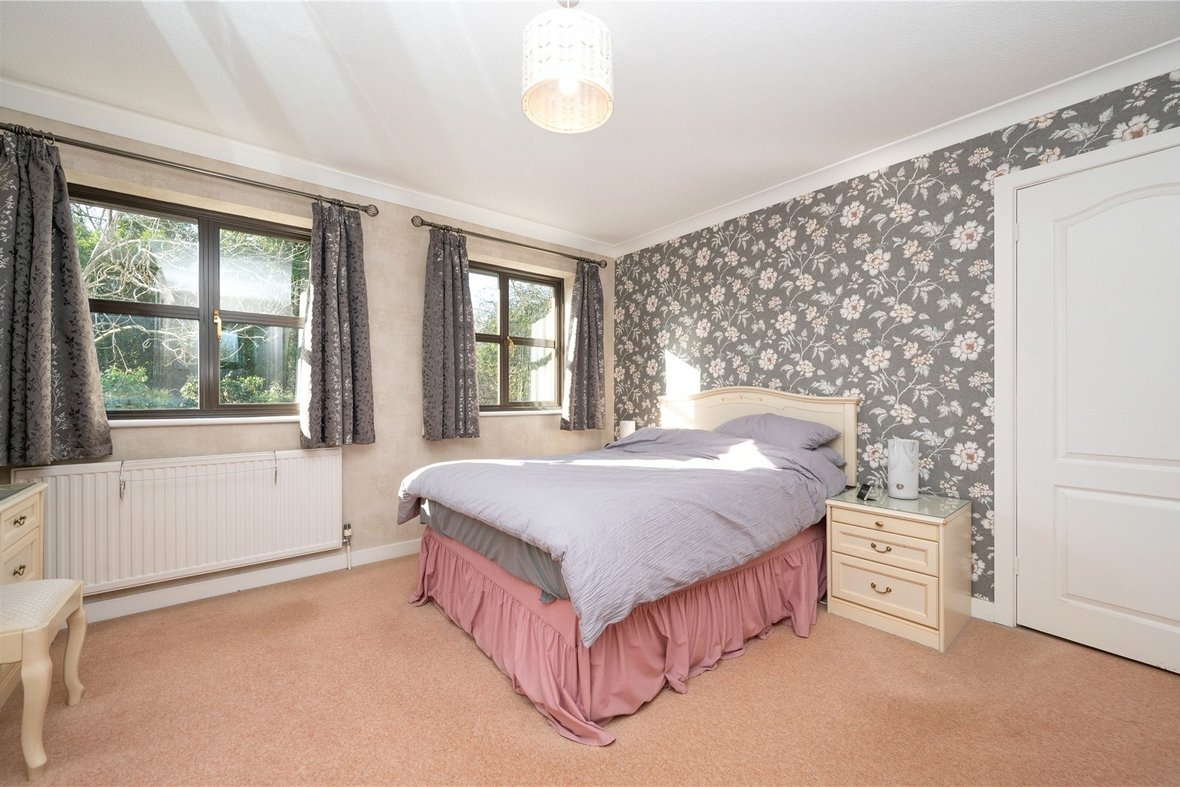 4 Bedroom House Sold Subject to Contract in Sandridge Road, St. Albans - View 19 - Collinson Hall