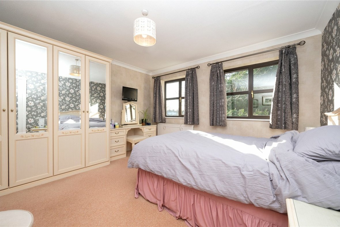 4 Bedroom House Sold Subject to Contract in Sandridge Road, St. Albans - View 18 - Collinson Hall