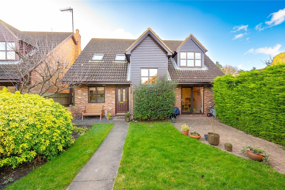 4 Bedroom House Sold Subject to Contract in Sandridge Road, St. Albans - View 14 - Collinson Hall