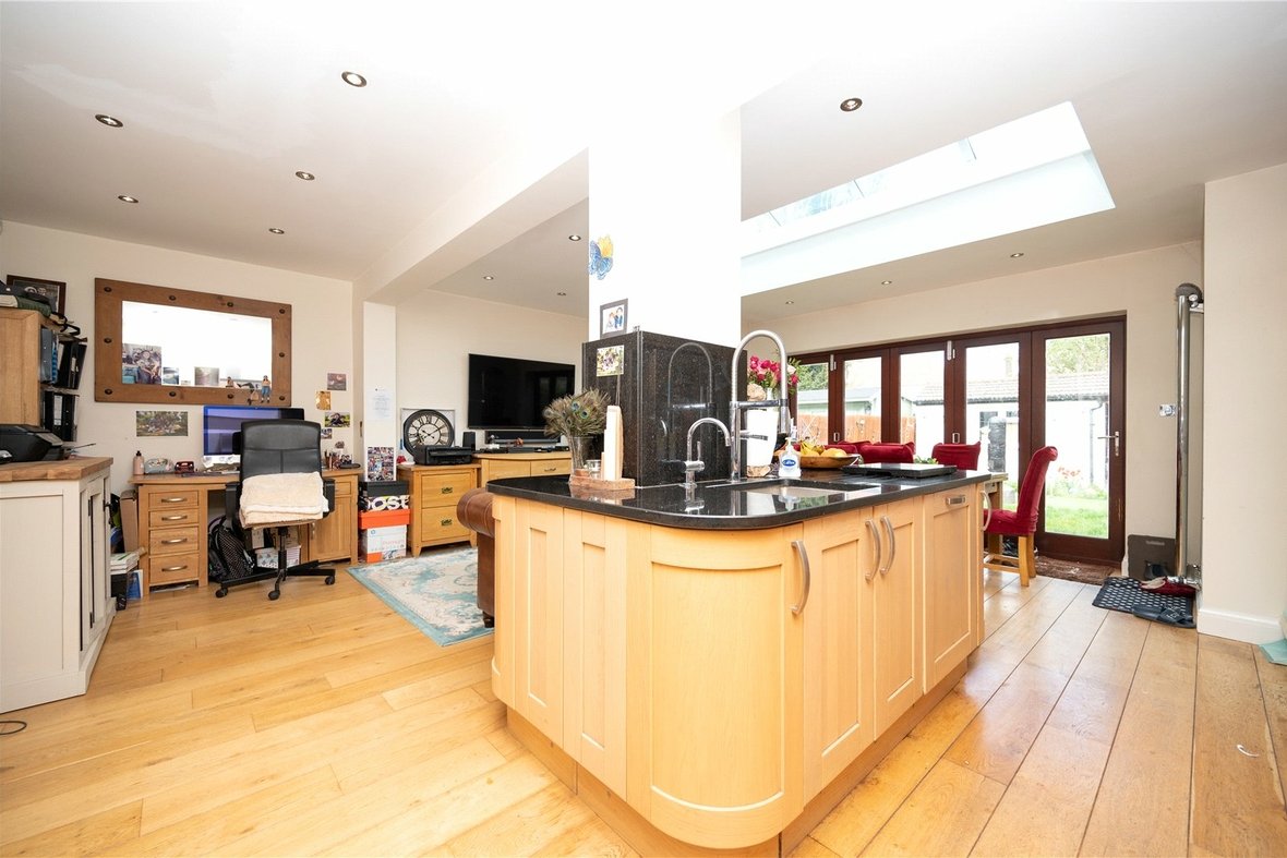 4 Bedroom House Sold Subject to Contract in Willow Crescent, St Albans - View 3 - Collinson Hall