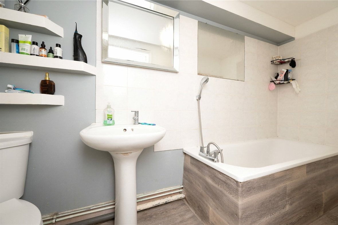1 Bedroom Apartment To LetApartment To Let in Hatfield Road, St. Albans, Hertfordshire - View 12 - Collinson Hall
