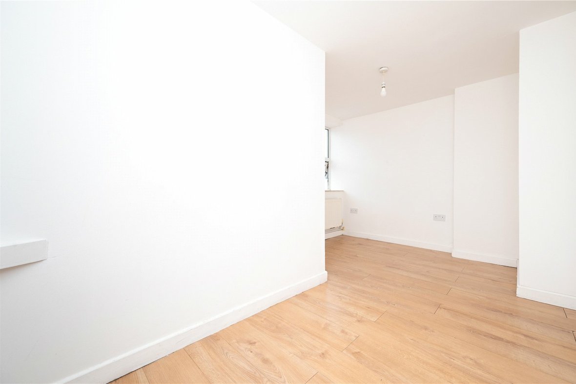 1 Bedroom Apartment To LetApartment To Let in Hatfield Road, St. Albans, Hertfordshire - View 7 - Collinson Hall