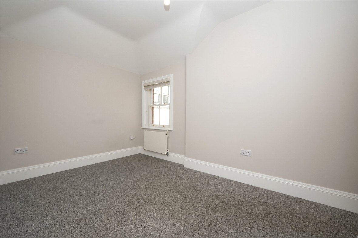2 Bedroom House Let Agreed in Etna Road, St. Albans, Hertfordshire - View 8 - Collinson Hall