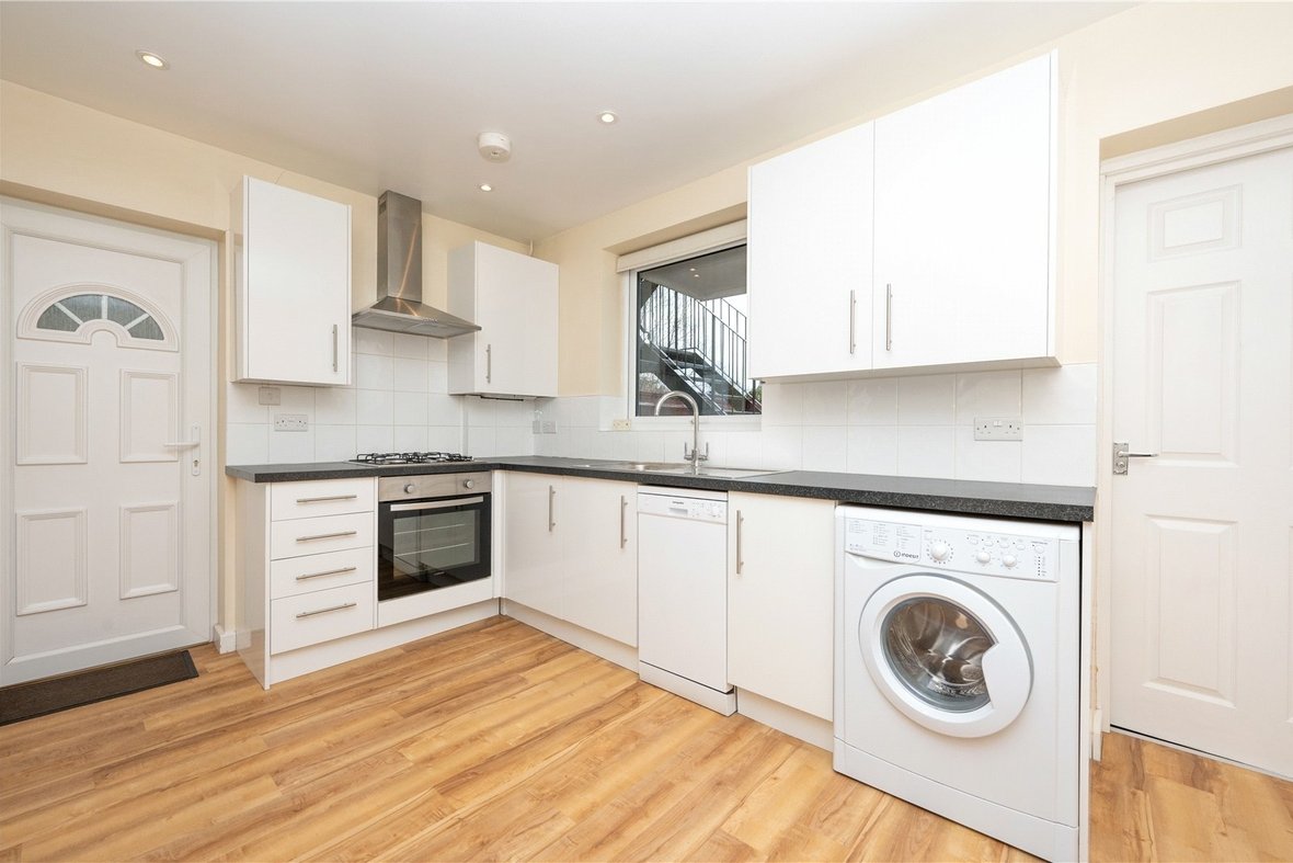 1 Bedroom Apartment Let AgreedApartment Let Agreed in London Road, St. Albans, Hertfordshire - View 6 - Collinson Hall