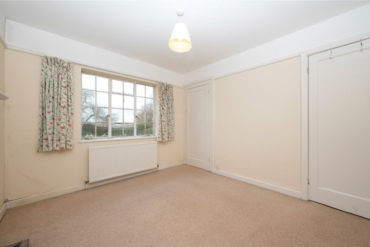 2 Bedroom Bungalow Let AgreedBungalow Let Agreed in River Hill, Flamstead, St. Albans - View 7 - Collinson Hall