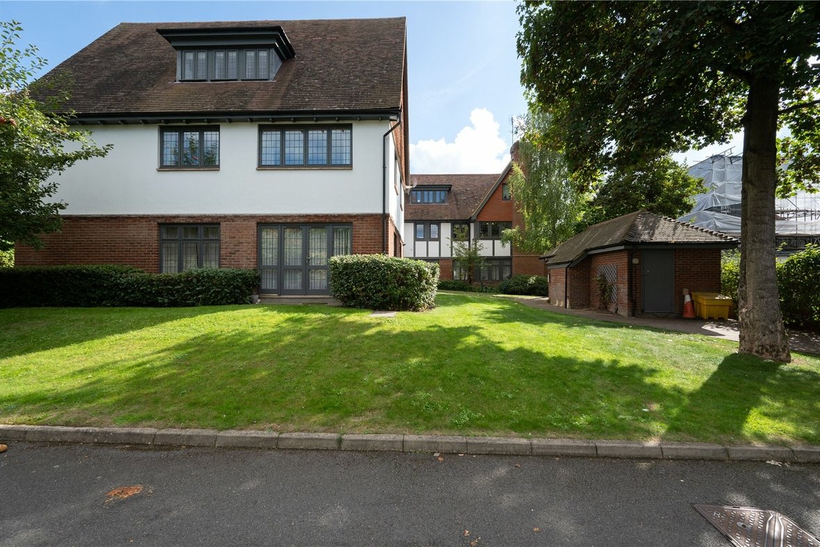 2 Bedroom Apartment Let AgreedApartment Let Agreed in Old Mile House Court, St. Albans, Hertfordshire - View 12 - Collinson Hall