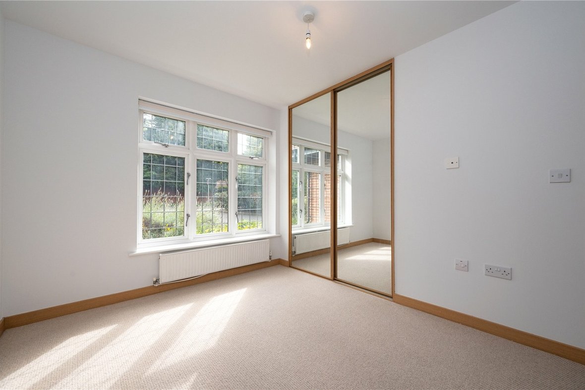 2 Bedroom Apartment Let AgreedApartment Let Agreed in Old Mile House Court, St. Albans, Hertfordshire - View 8 - Collinson Hall