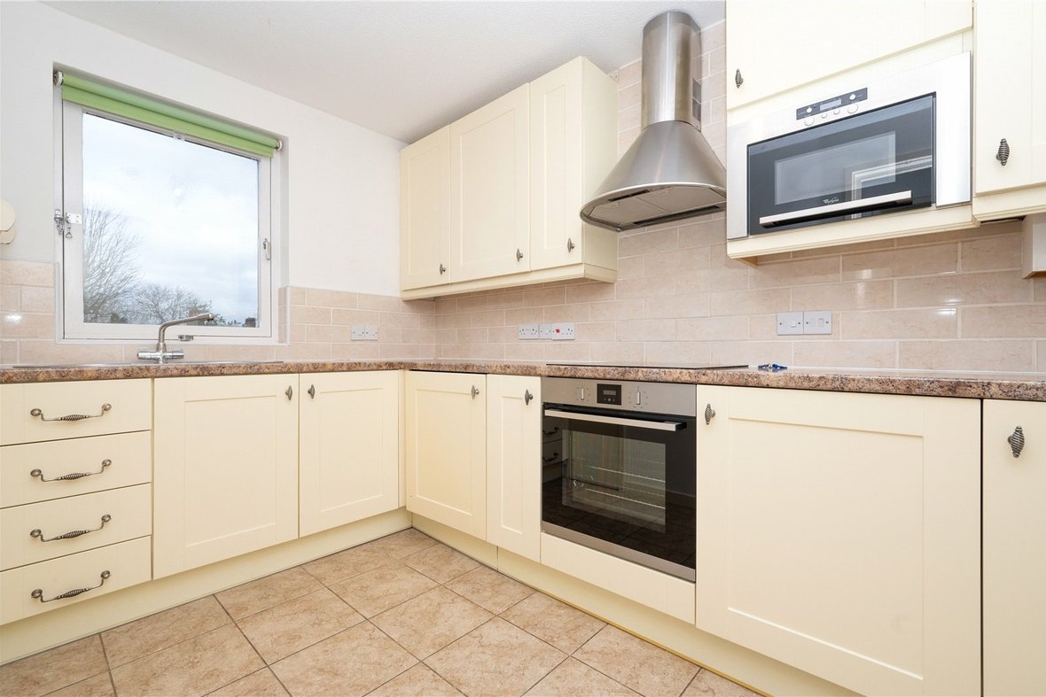 2 Bedroom Apartment LetApartment Let in Tankerfield Place, Romeland Hill, St. Albans - View 1 - Collinson Hall