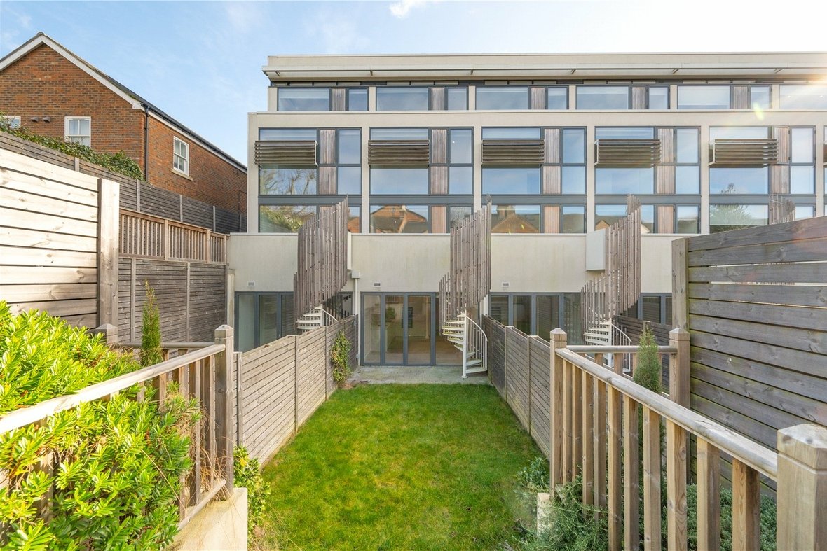 4 Bedroom House Sold Subject to Contract in Gabriel Square, St. Albans, Hertfordshire - View 13 - Collinson Hall