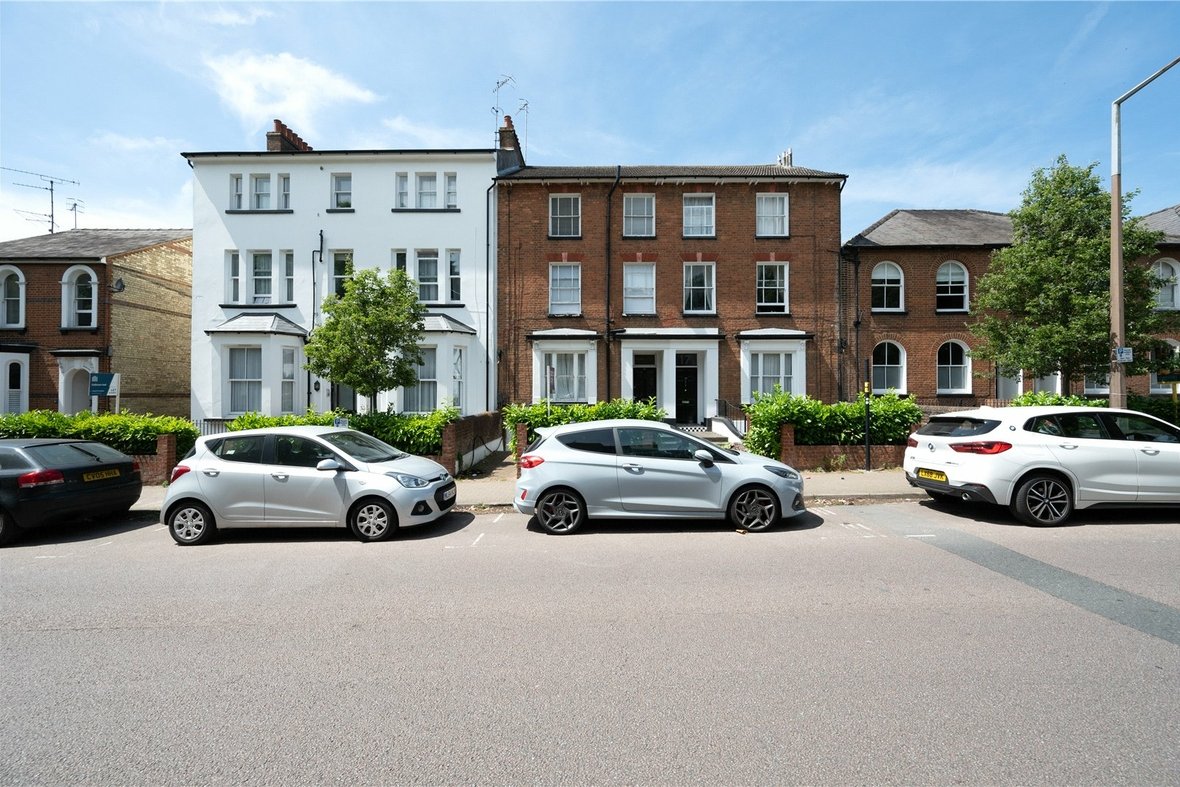 Apartment Let Agreed in Alma Road, St. Albans, Hertfordshire - View 1 - Collinson Hall