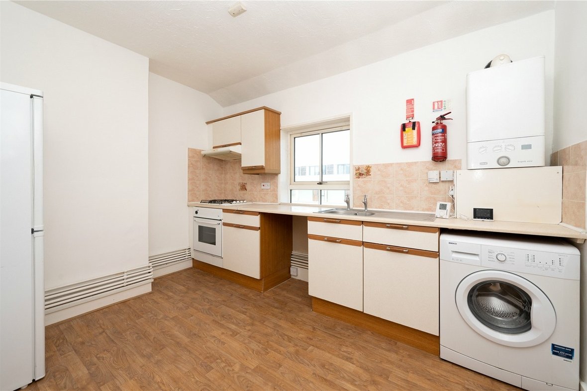 Apartment Let Agreed in Alma Road, St. Albans, Hertfordshire - View 3 - Collinson Hall