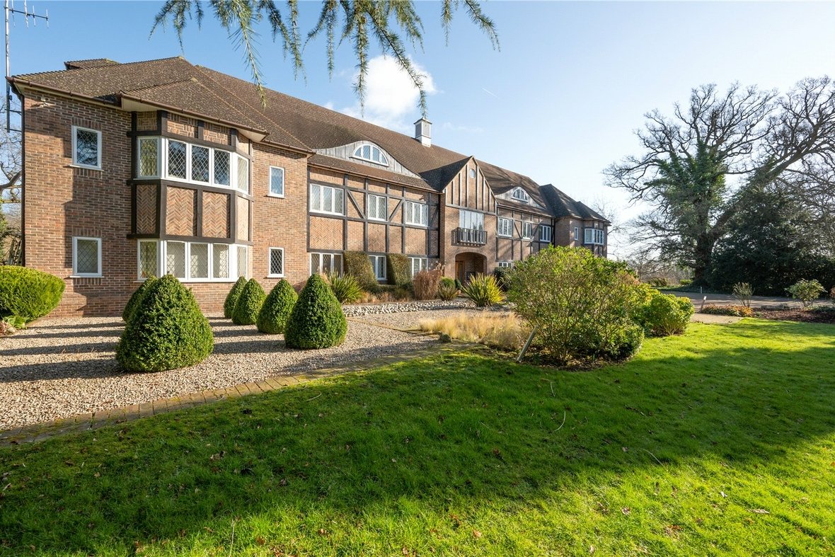 3 Bedroom Apartment Let AgreedApartment Let Agreed in Highfield Lane, Tyttenhanger, St. Albans - View 19 - Collinson Hall