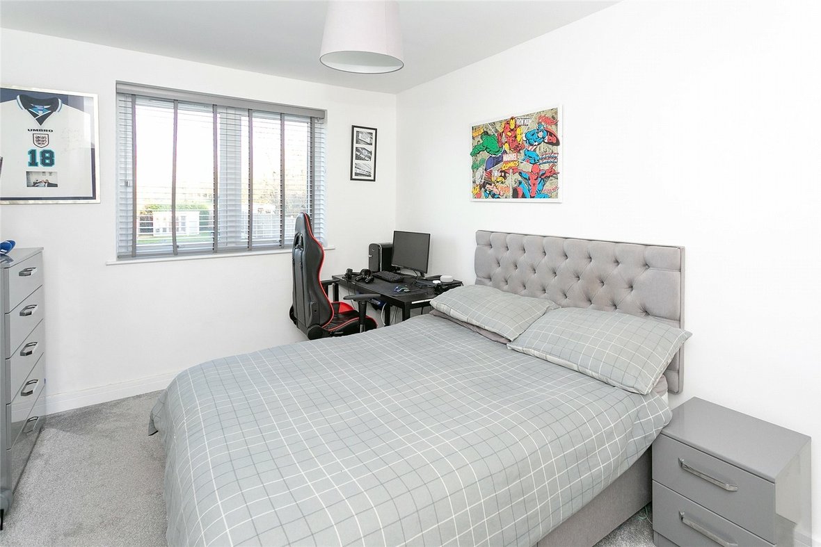4 Bedroom House For SaleHouse For Sale in Watford Road, Chiswell Green, St Albans - View 16 - Collinson Hall