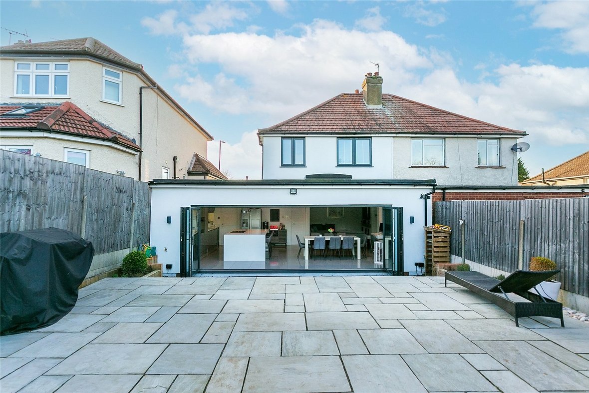 4 Bedroom House For SaleHouse For Sale in Watford Road, Chiswell Green, St Albans - View 1 - Collinson Hall