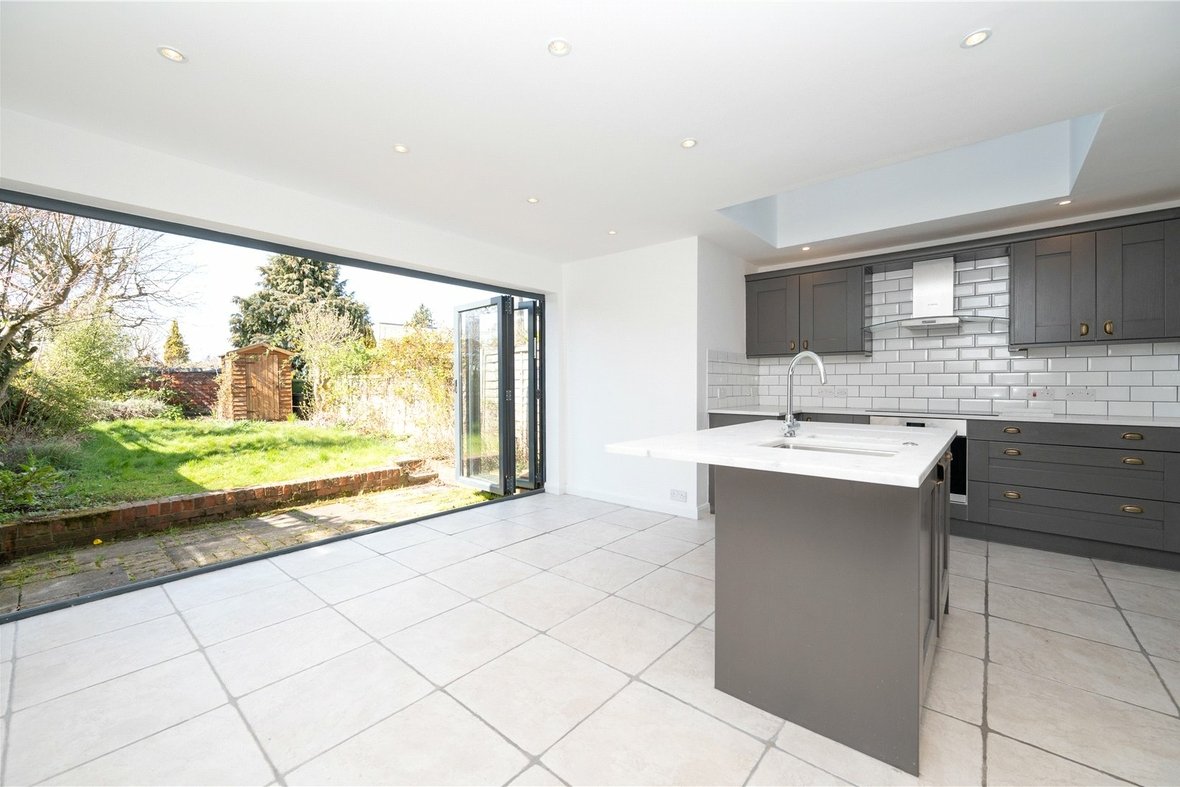 3 Bedroom House Let in Portland Street, St. Albans, Hertfordshire - View 6 - Collinson Hall