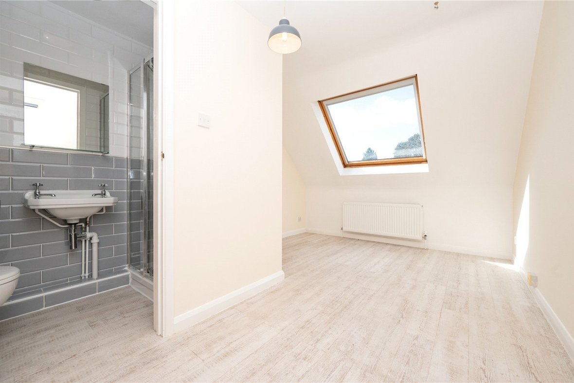 3 Bedroom House Let in Portland Street, St. Albans, Hertfordshire - View 9 - Collinson Hall