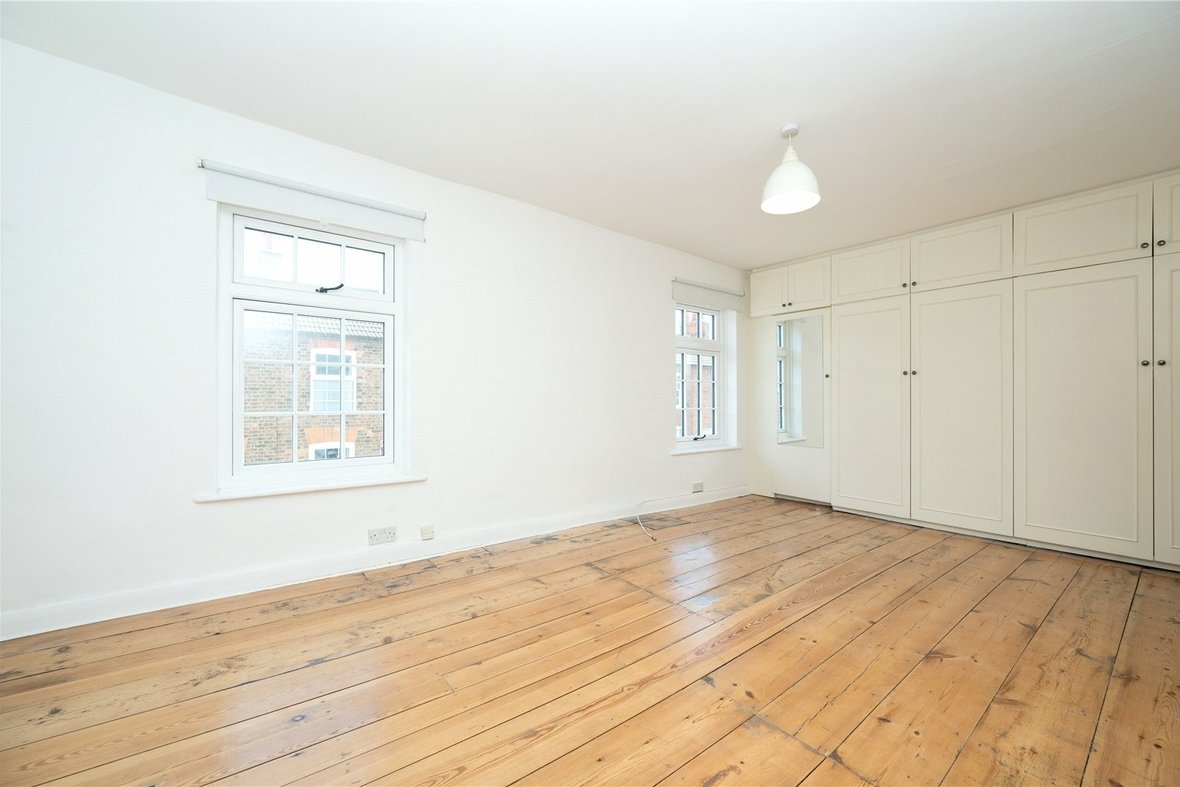 3 Bedroom House Let in Portland Street, St. Albans, Hertfordshire - View 8 - Collinson Hall