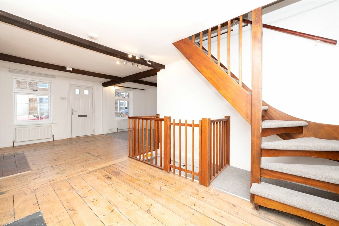 3 Bedroom House Let in Portland Street, St. Albans, Hertfordshire - View 3 - Collinson Hall