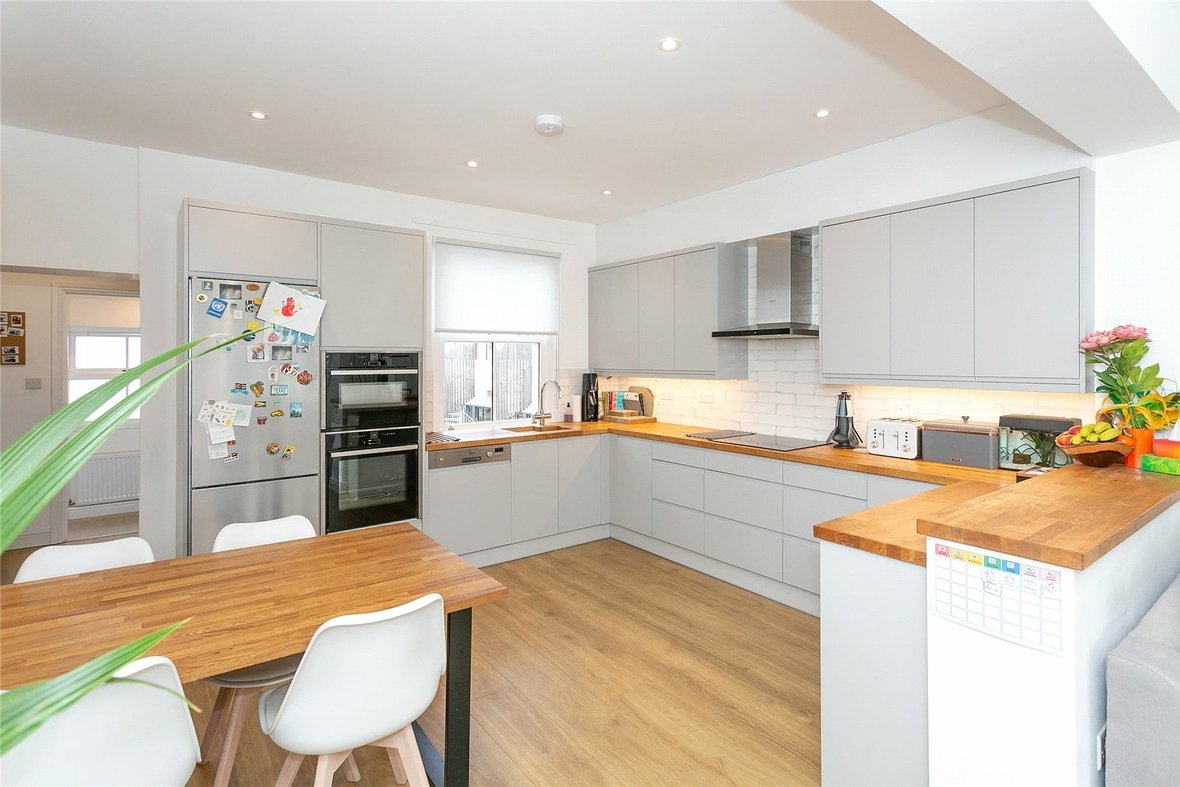3 Bedroom House Sold Subject to Contract in London Road, St. Albans, Hertfordshire - View 3 - Collinson Hall