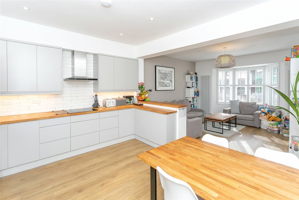 3 Bedroom House Sold Subject to Contract in London Road, St. Albans, Hertfordshire - View 17 - Collinson Hall