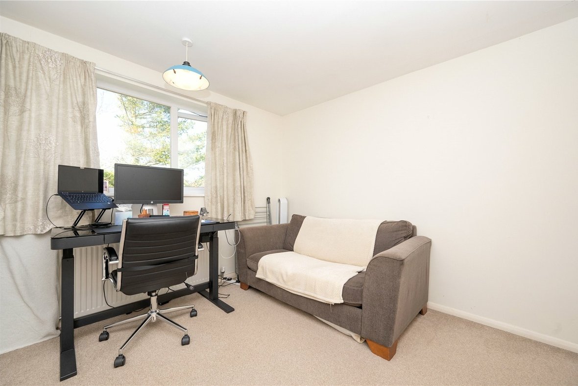 4 Bedroom House Sold Subject to Contract in Dubrae Close, St. Albans, Hertfordshire - View 16 - Collinson Hall