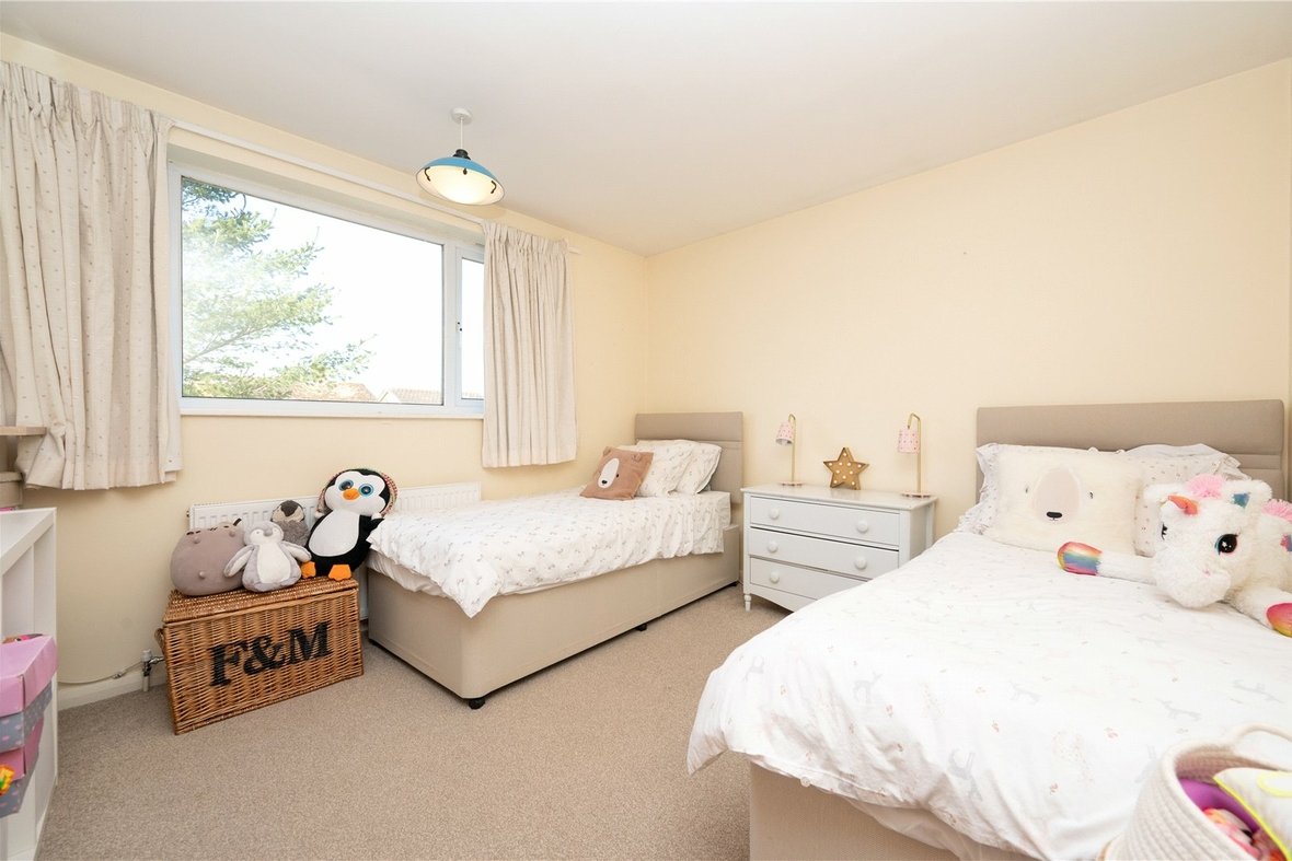4 Bedroom House Sold Subject to Contract in Dubrae Close, St. Albans, Hertfordshire - View 15 - Collinson Hall