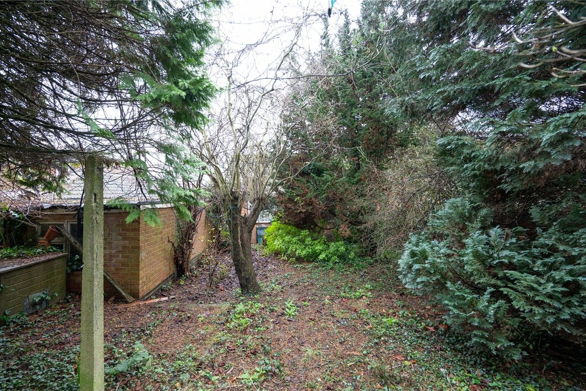 2 Bedroom Bungalow Sold Subject to Contract in Chiswell Green Lane, St. Albans - View 14 - Collinson Hall