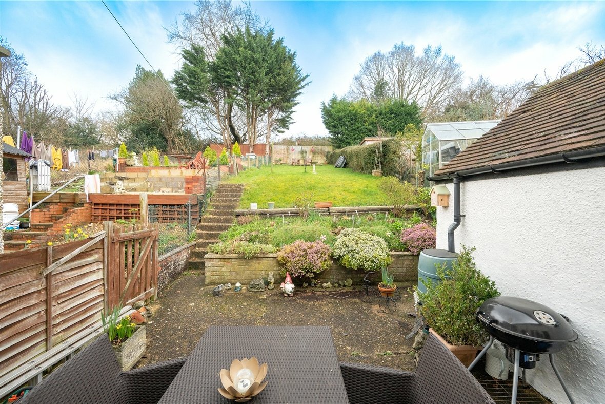 3 Bedroom House Sold Subject to Contract in Dellfield, St. Albans, Hertfordshire - View 5 - Collinson Hall