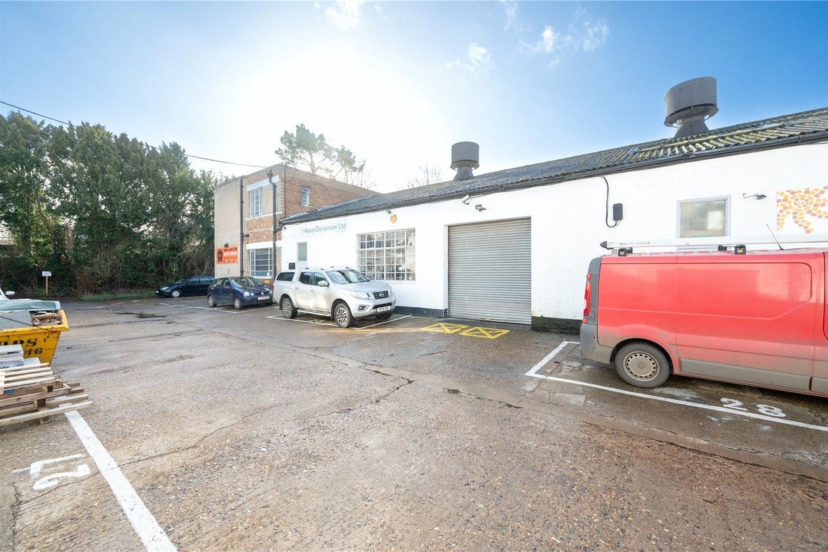 office,industrial To Let in St. Albans Road, Sandridge, St. Albans - View 2 - Collinson Hall