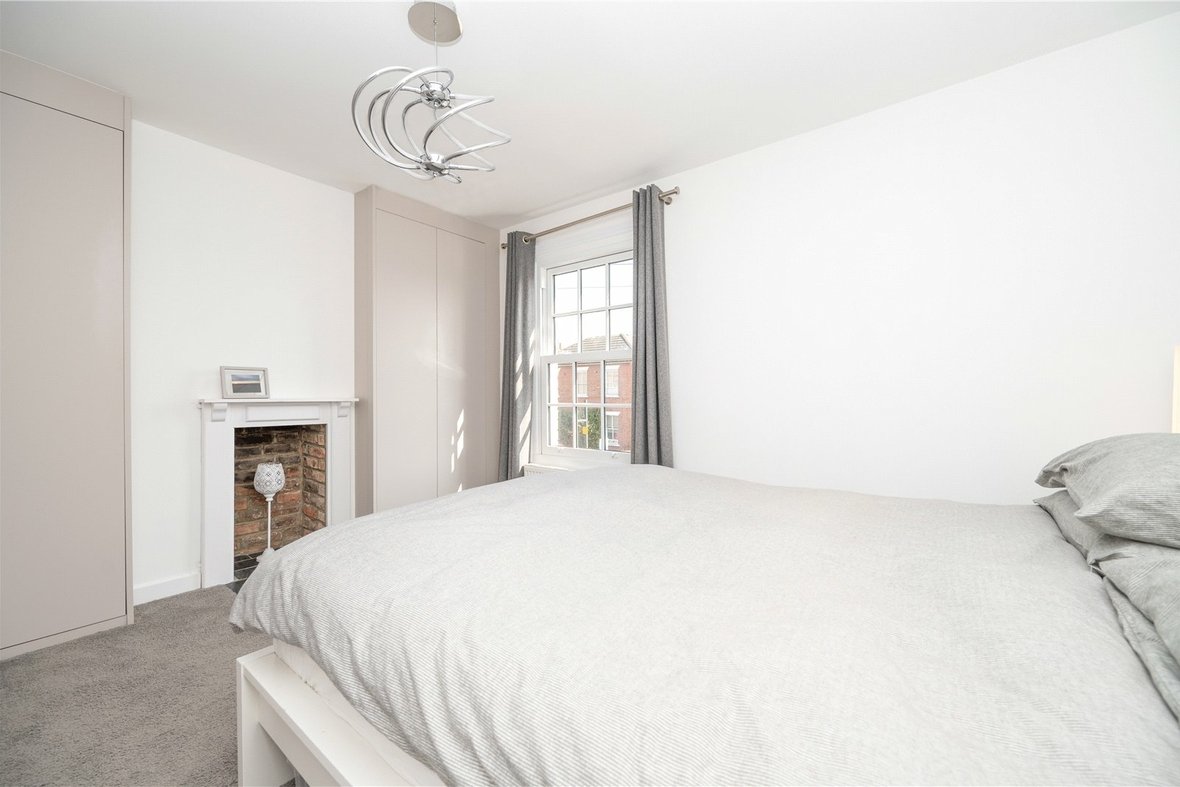 2 Bedroom House Sold Subject to Contract in Lattimore Road, St. Albans, Hertfordshire - View 4 - Collinson Hall
