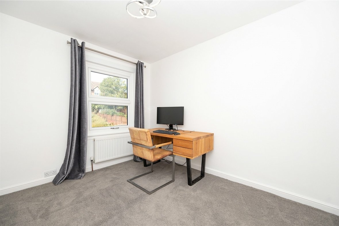2 Bedroom House Sold Subject to Contract in Lattimore Road, St. Albans, Hertfordshire - View 14 - Collinson Hall