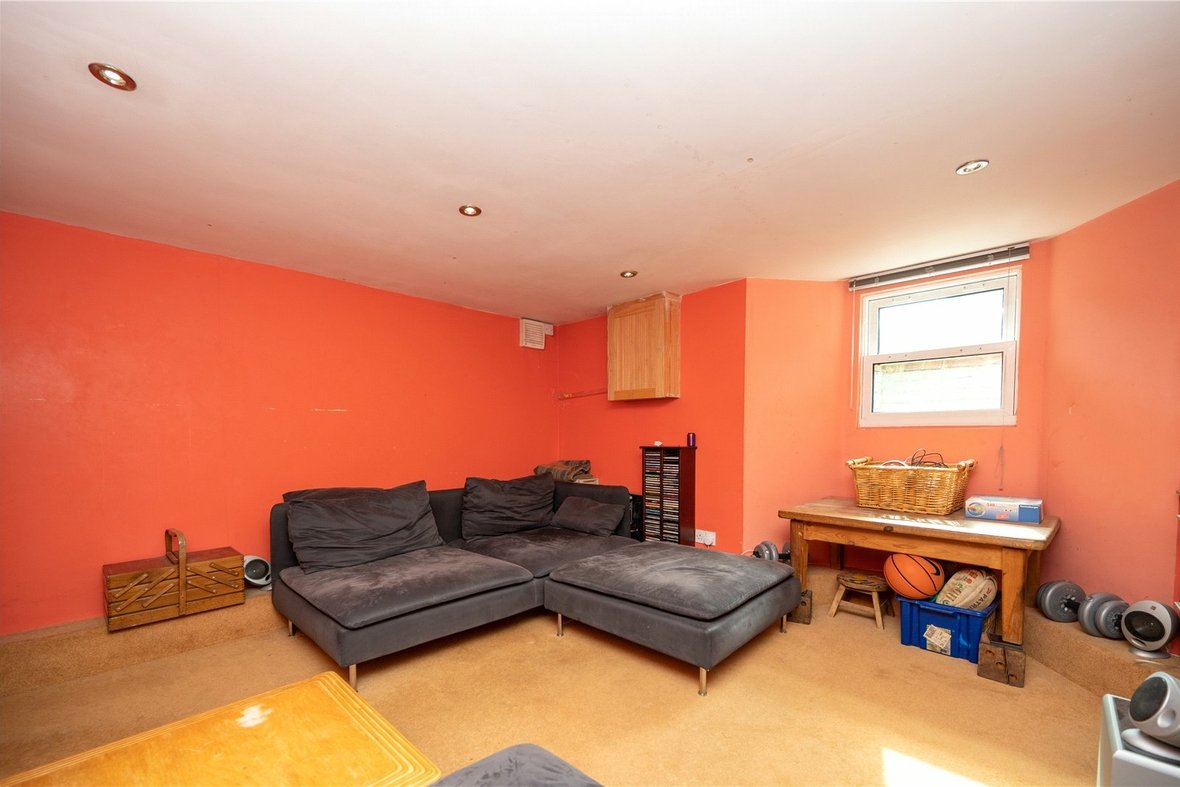 2 Bedroom House For SaleHouse For Sale in Clifton Street, St. Albans, Hertfordshire - View 8 - Collinson Hall