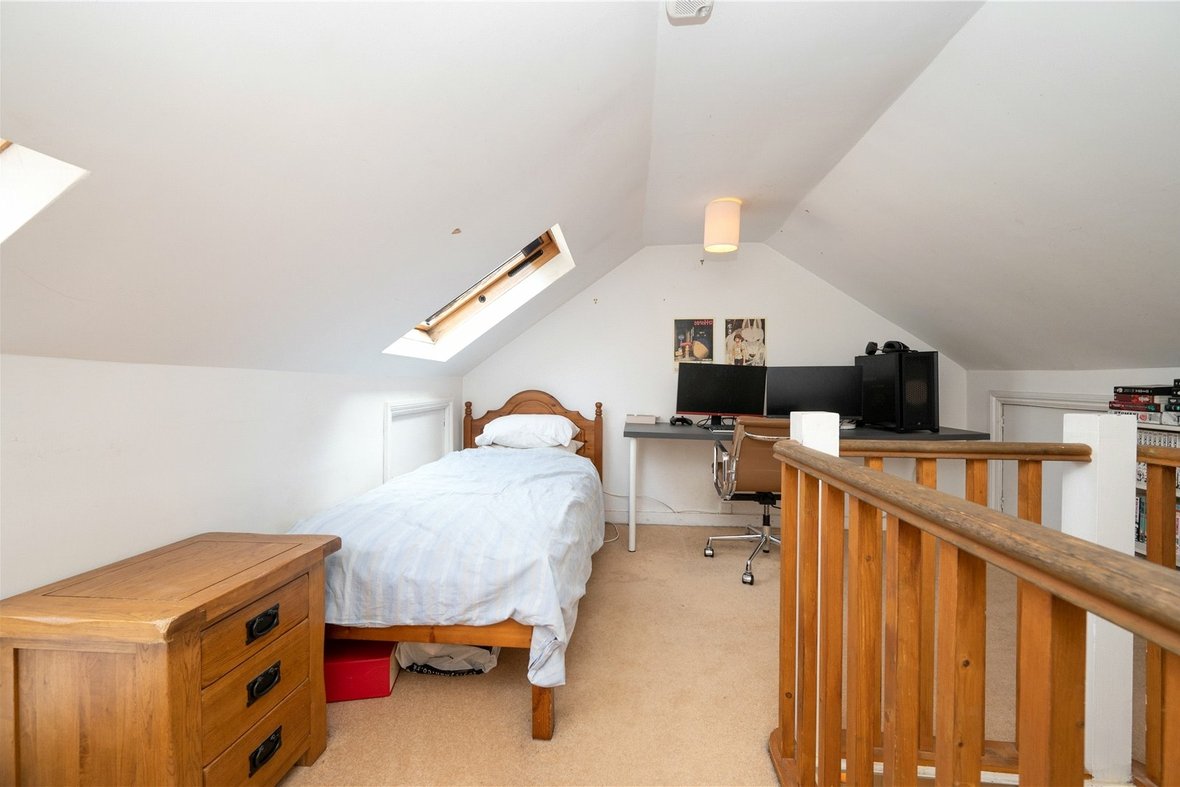 2 Bedroom House For SaleHouse For Sale in Clifton Street, St. Albans, Hertfordshire - View 13 - Collinson Hall