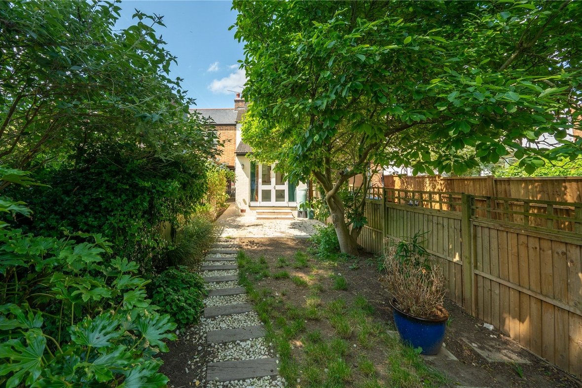 3 Bedroom House New InstructionHouse New Instruction in Arthur Road, St. Albans, Hertfordshire - View 9 - Collinson Hall