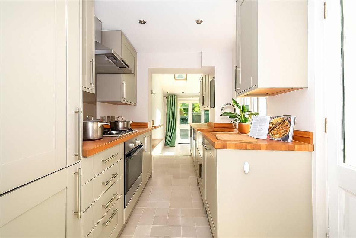 3 Bedroom House For SaleHouse For Sale in Arthur Road, St. Albans, Hertfordshire - View 3 - Collinson Hall